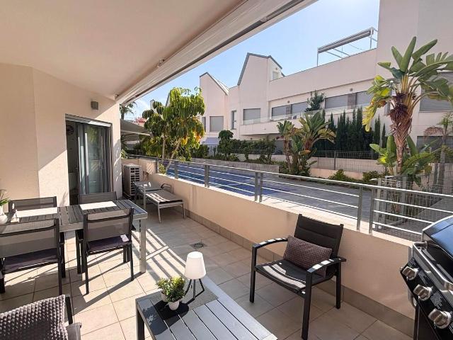 Impecable apartamento en planta baja en Villa Amalia Eco