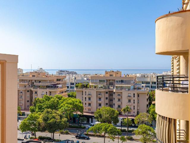 Impecable ático en la última planta en el corazón de Marbell. 98m² Marbella