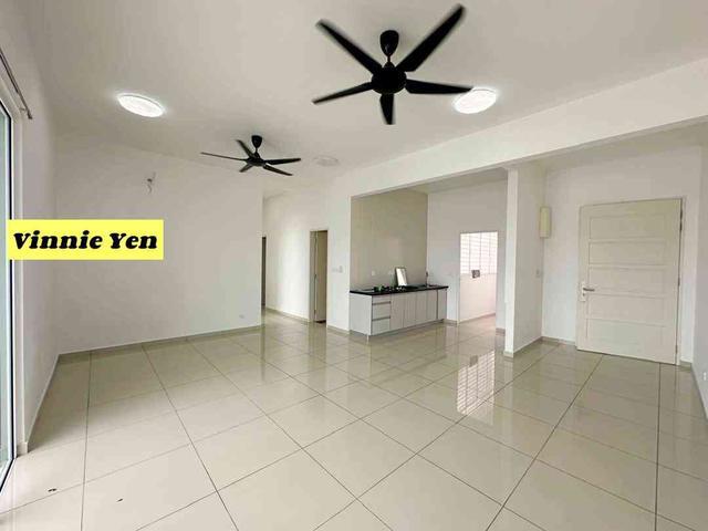 Imperial Grande 2carpark 1aircond Kitchen cabinet at Sungai Ara