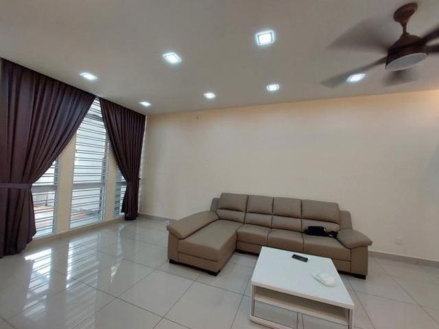 Imperial Jade Full Furnish Gated Gated Near Uitm Seri alam masai