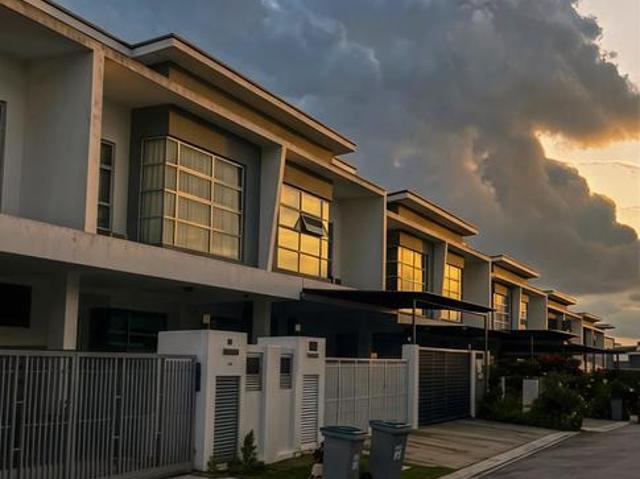 Imperial Jade Seri Alam Freehold 20x60 double storey GATED
