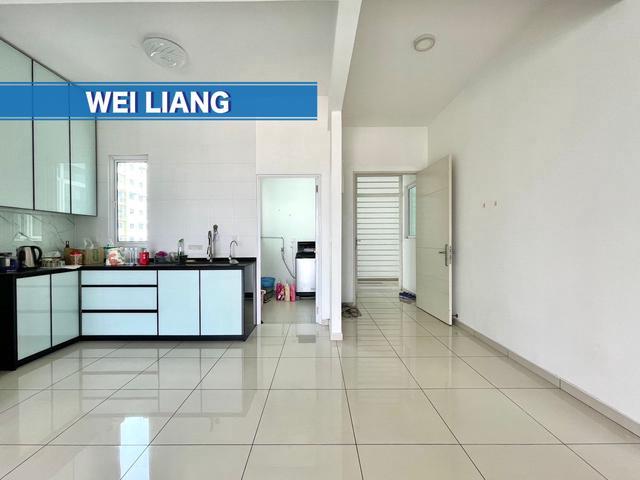 Imperial Residences CORNER 1200sf NON SHARE FOYER l RARE l Relau