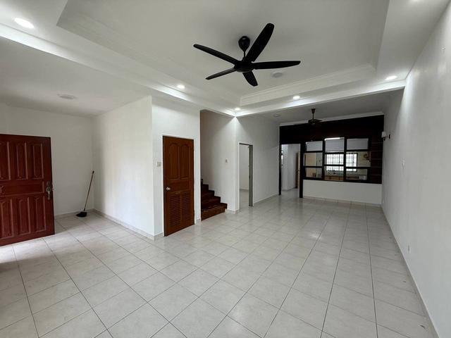 Impian Emas Double Storey 24x80 Terrace House Skudai