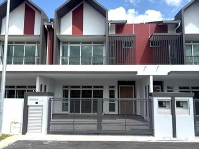 Dato Onn BAE Faire Impian Emas Iconia Garden Residence 2 Storey SALE