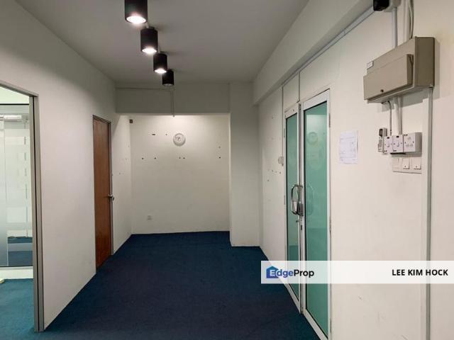 Impian Meridian Commerz