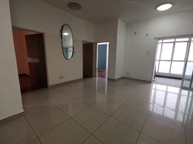 Impian Meridian condo GOOD UNIT 3R2B1CP casa subang regina one avenue