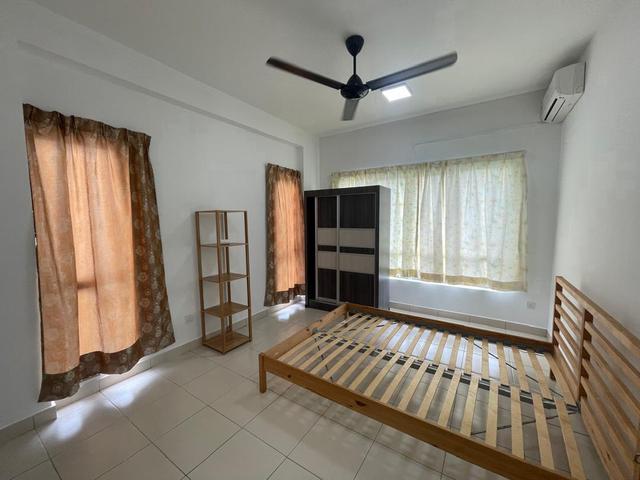 Impian Titanium Puchong 2carpark Below Market Rm100k Full Loan