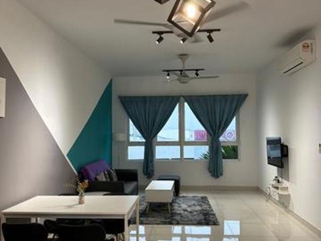 Impiria Bukit Tinggi 1065sf 3r2b Fully Furnished Unit for rent