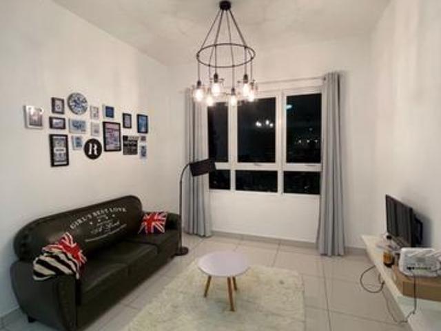 Impiria 866sf 2r2b Fully Furnished Unit for rent