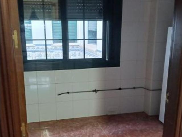 Imponente Casa en Campillos con Piscina y Amplios Espacios