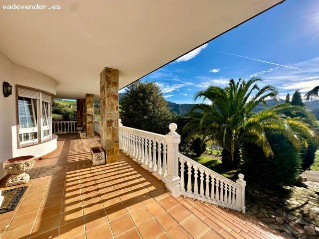 IMPONENTE CHALET PARA ENTRAR A VIVIR
