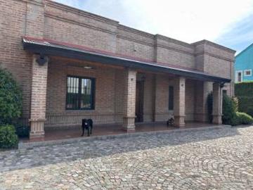 Importante Propiedad a la Venta en Calle 7 e/ 497 y 498