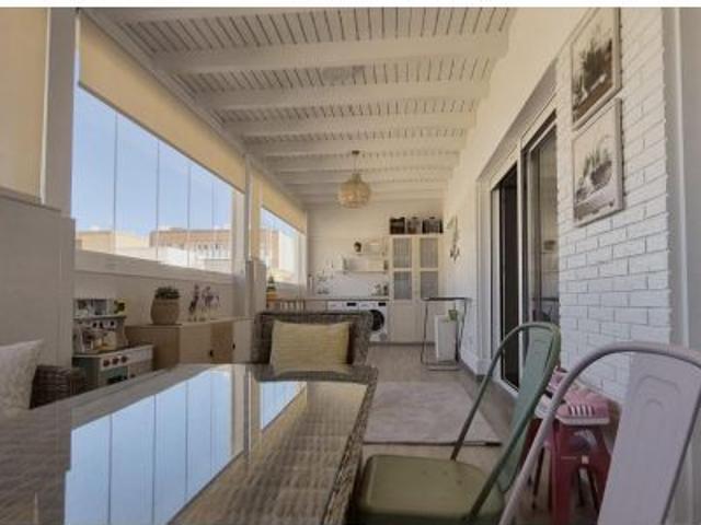Impresionante Ático con terraza acristalada de ensueño y 187 m2