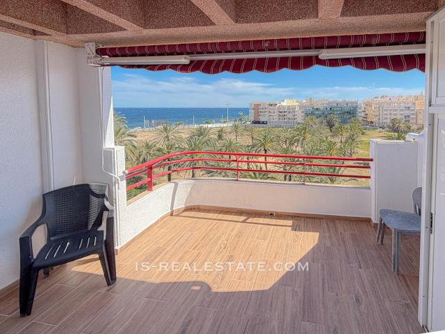Impresionante Atico con Gran terraza e increíbles vistas panorámicas y al mar + Garaje incluido en el precio