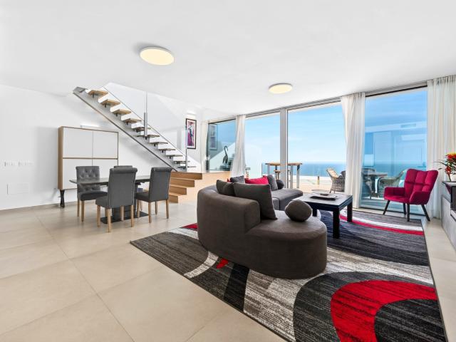 Impresionante ático dúplex situado en la exclusiva promoción. 216m² Benalmadena Costa