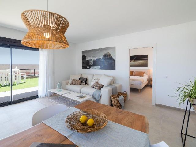 Impresionante apartamento de 3 dormitorios, 2 baños, grandes. 276m² Santa pola