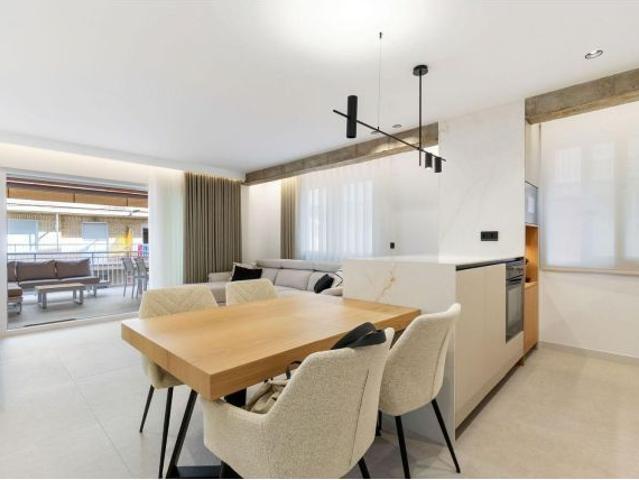 Impresionante Apartamento en la Playa en Torrevieja, Alicante ?