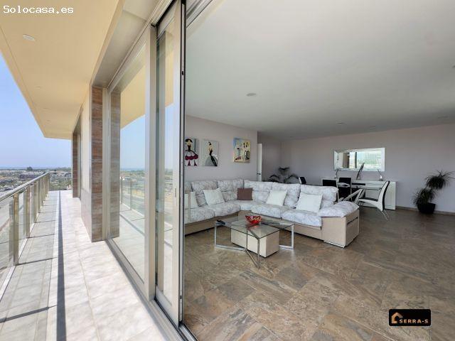 Impresionante casa con vistas panorámicas únicas, piscina y dos viviendas en una!