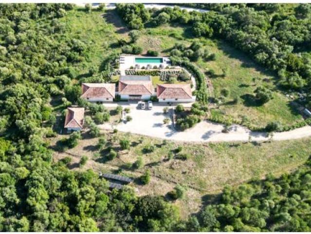 Impresionante casa de campo contemporánea con licencia turística y vistas