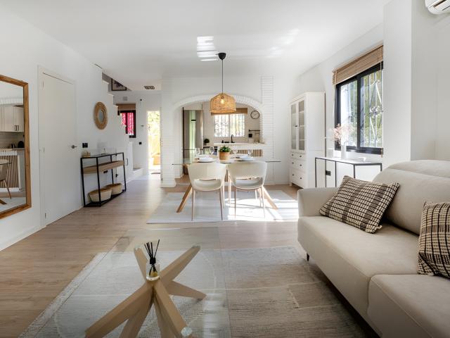 Impresionante Casa Llave en Mano en Calahonda – Estilo, Sol. 110m² Mijas Costa