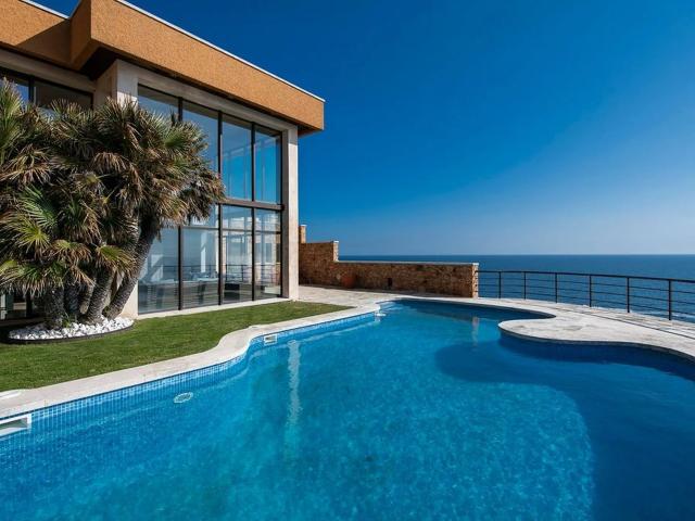Impresionante casa vacacional por 300 euros la noche!