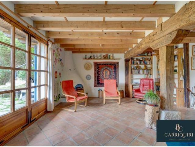 Impresionante casa vasca con orientación sur y vistas panorámicas
