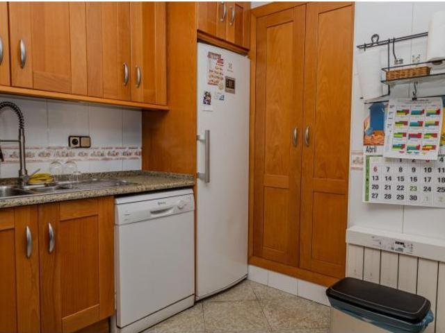 Impresionante Chalet con Vistas al Mar en Badalona Oportunidad Única