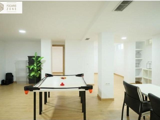 IMPRESIONANTE CHALET EN EL PINAR