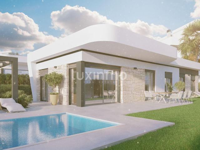 Impresionante chalet moderno con piscina privada en Sierra C. 111m² Finestrat