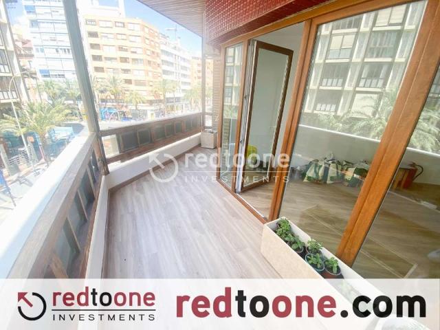 Impresionante piso ideal para transformar en hostal, situado en el centro de Alicante, a tan solo 10 minutos de la playa del Postiguet