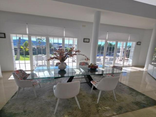 IMPRESIONANTE VILLA DE LUJO EN LA COSTA BLANCA