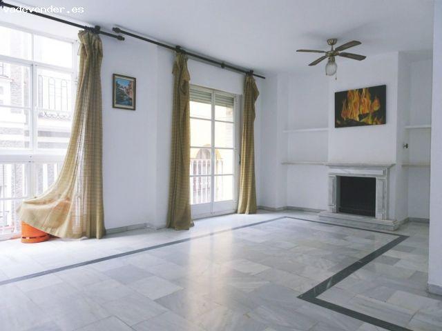 Impresionante y señorial piso en el centro de Lucena