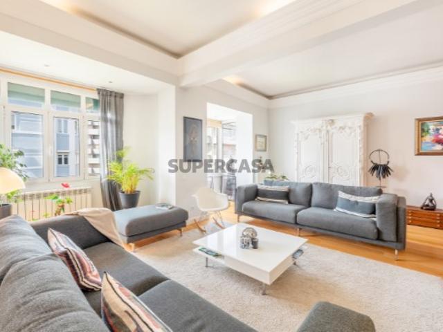 Apartamento T4 numa das zonas mais exclusivas de Lisboa