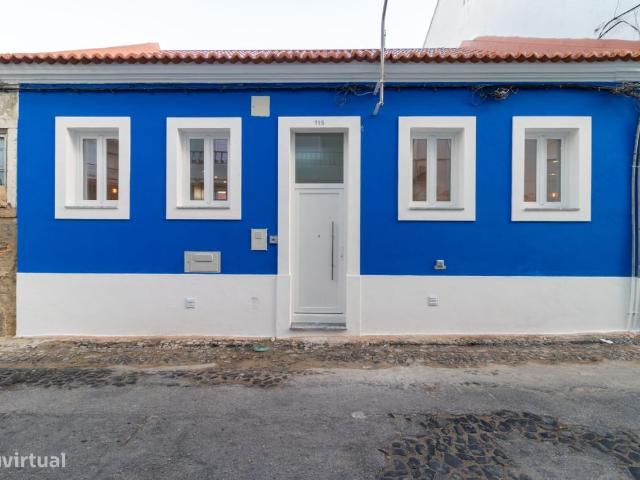 Impressionante moradia, localizada no centro do Barreiro