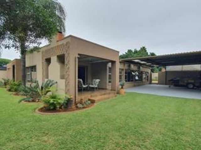 impressive and modern full title hom.