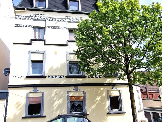 IMWRC – Heckinghausen bietet gepflegtes Jugendstil MFH!
