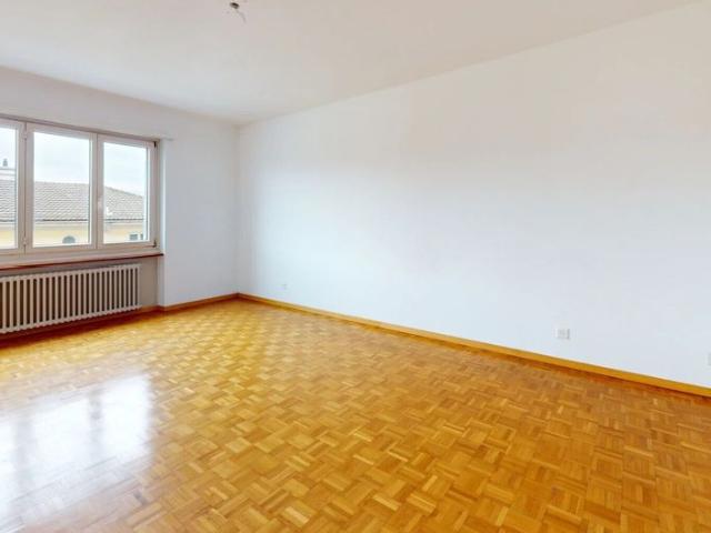 In the middle of it all, not just on the sidelines – first month’s rent free!