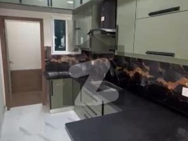 In University Road 1800 Square Feet Flat For Rent University Road