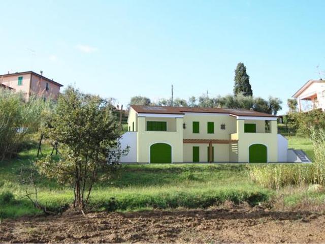 in vendita a Sarzana