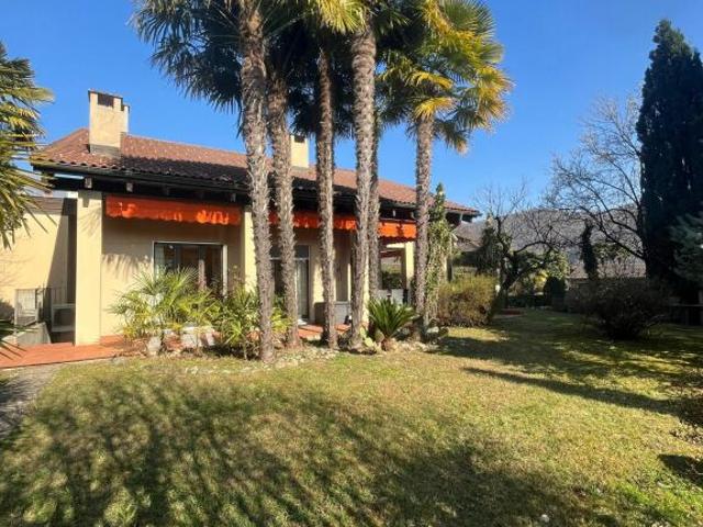 In vendita – Villa unifamiliare di charme a Serocca d'Agno