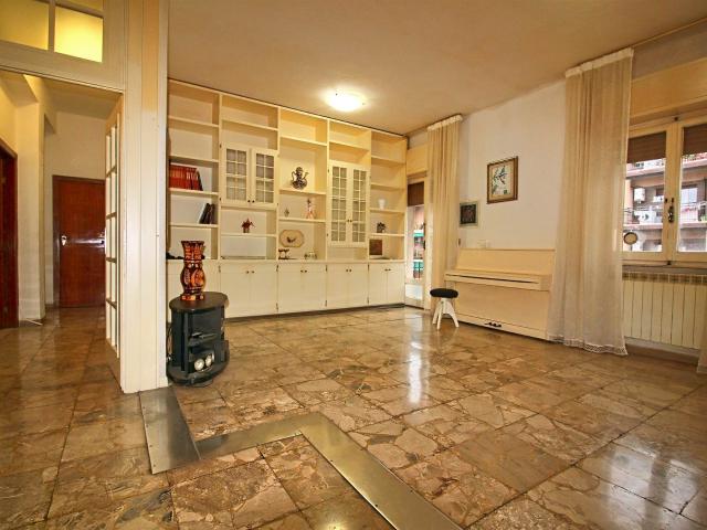 In Via Adamello, a Grosseto, proponiamo in vendita un appart. 100m² Grosseto
