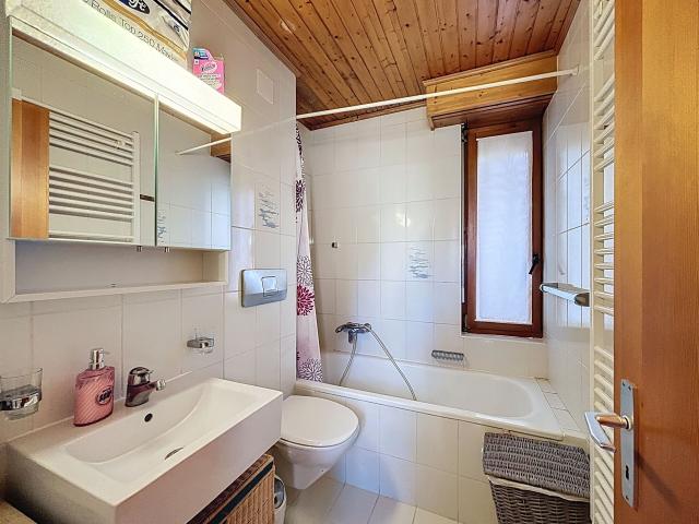 In a luxury building sauna, pool etc 2.5p 49.6m2, garage | dreamo. Ch