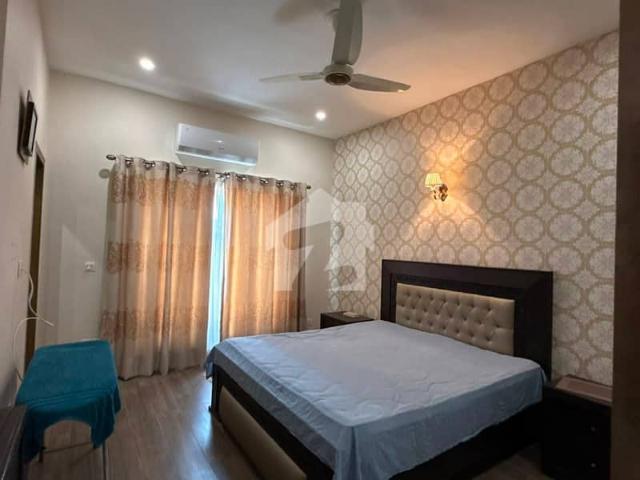 In Bahria Enclave Sector C2 10 Marla House For Sale