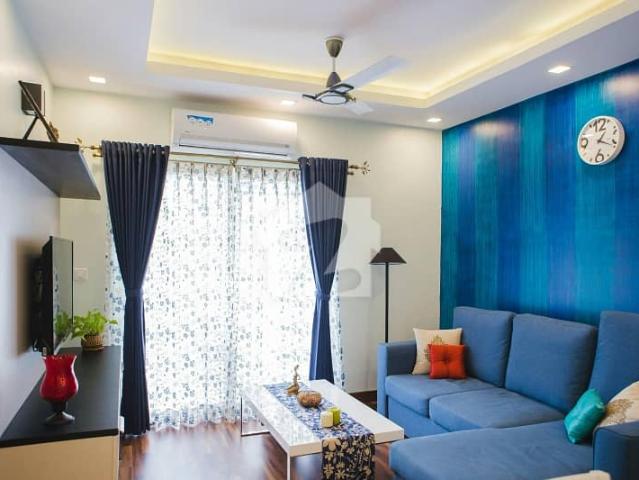 In Bahria Town Sector C Flat Sized 800 Square Feet For rent