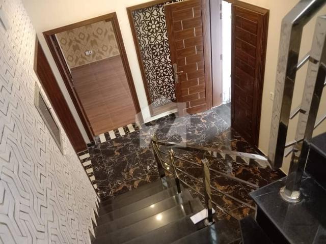 In Bahria Town Sector E House For sale Sized 10 Marla