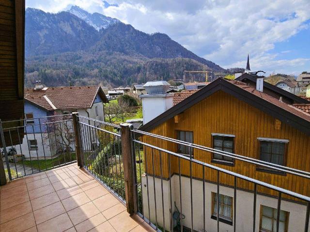 In begehrter Lage: Doppelhaushälfte mit Bergblick