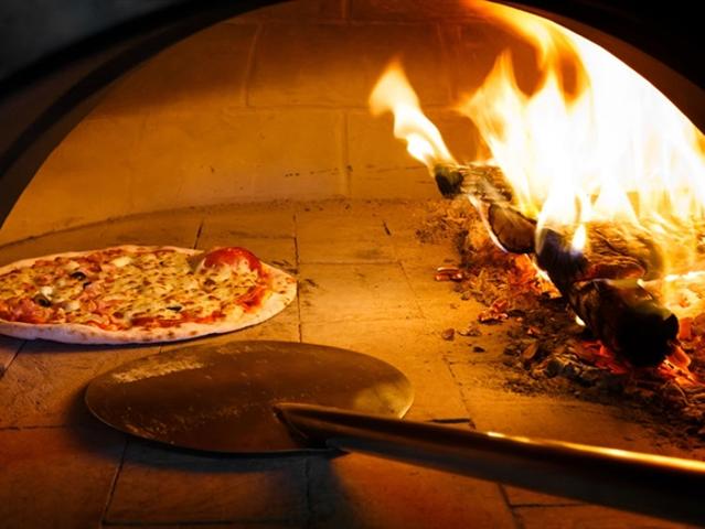 In der Nähe von Cossanay Hervorragendes Restaurant Pizzeria
