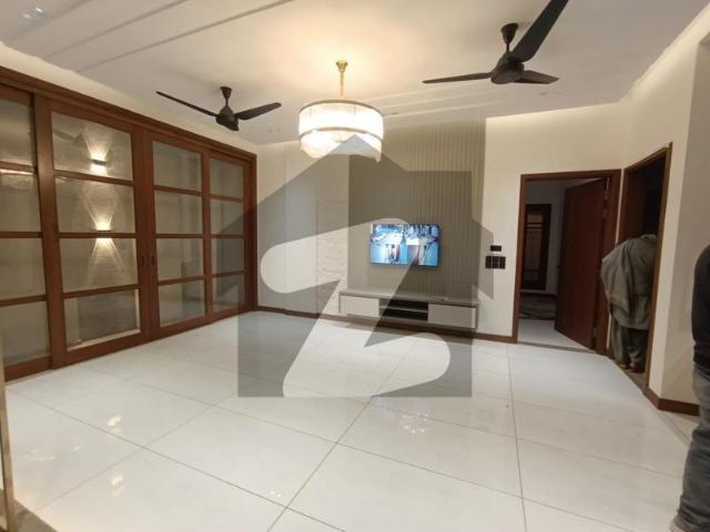 In DHA Phase 4 House For Sale Sized 300 Square Yards DHA Phase 4
