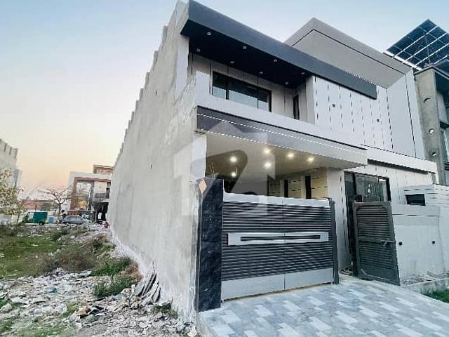 In Eden Orchard Block Z House Sized 7 Marla For Sale