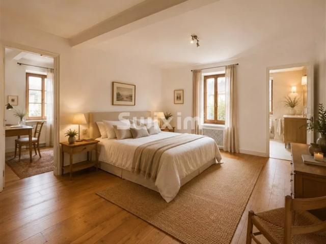 In einem wunderschönen Haus mit Garten, einer vollständig renovierten Wohnung mit seiner prächtigen Master Suite